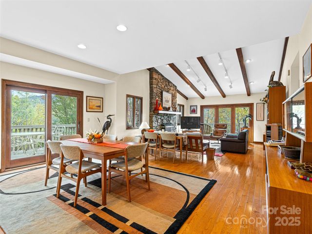 80 Stony Ridge, Asheville, NC 28804