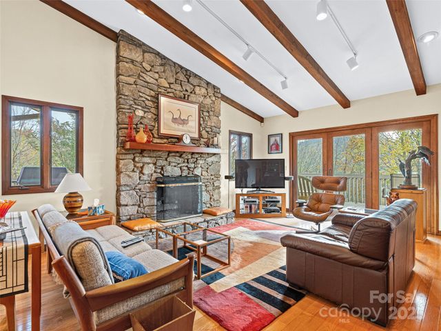 80 Stony Ridge, Asheville, NC 28804