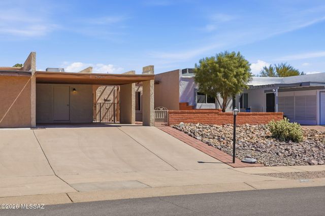 436 W San Ignacio, Green Valley, AZ 85614