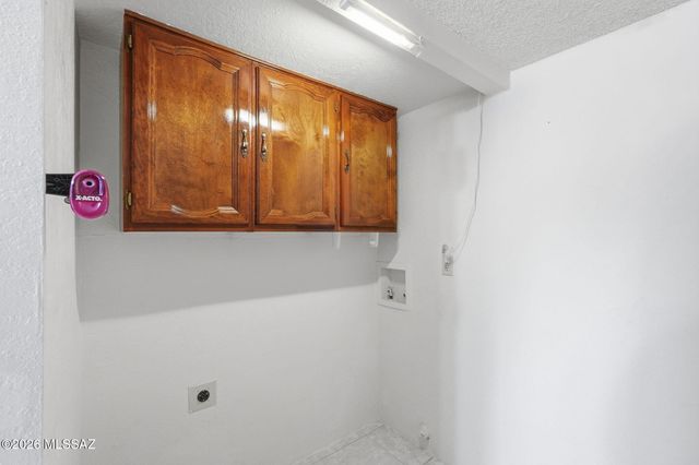 436 W San Ignacio, Green Valley, AZ 85614