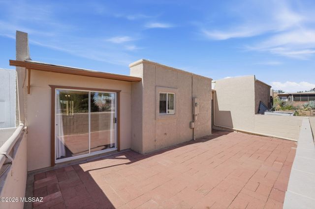 436 W San Ignacio, Green Valley, AZ 85614