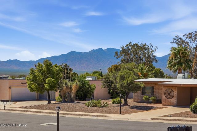 436 W San Ignacio, Green Valley, AZ 85614