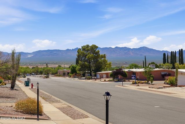436 W San Ignacio, Green Valley, AZ 85614