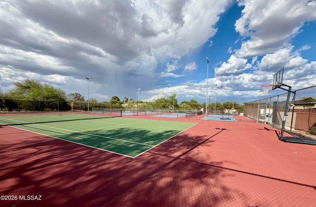 436 W San Ignacio, Green Valley, AZ 85614