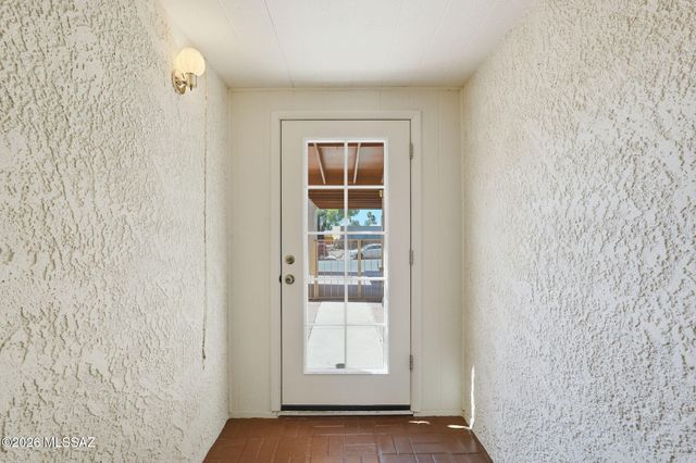 436 W San Ignacio, Green Valley, AZ 85614
