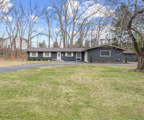43440 Cottisford Street, Northville, MI 48167
