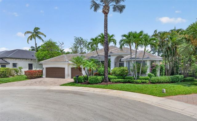 2538 Montclaire Ct, Weston, FL 33327