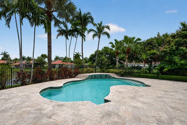 2538 Montclaire Ct, Weston, FL 33327