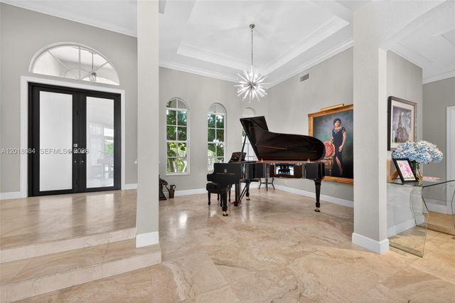 2538 Montclaire Ct, Weston, FL 33327