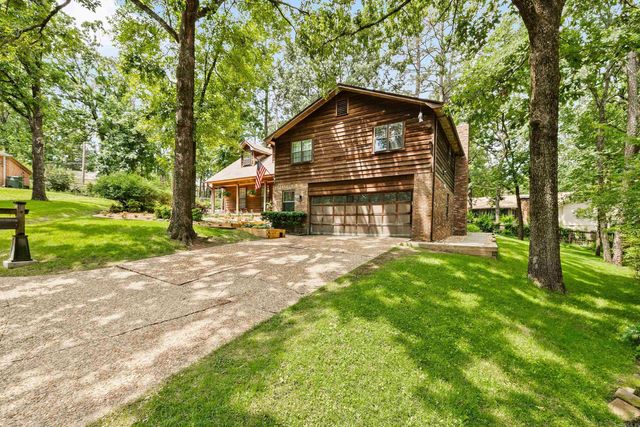 14 Heritage Court, Little Rock, AR 72211