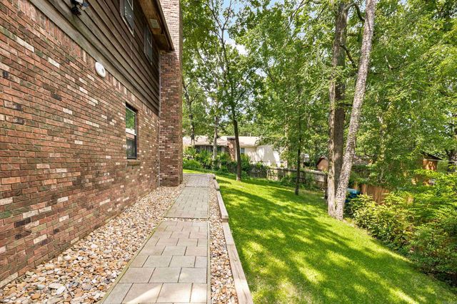 14 Heritage Court, Little Rock, AR 72211