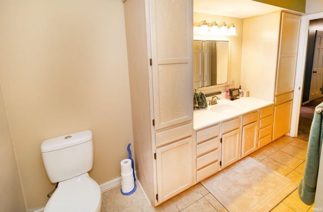 2535 Grandview Drive, Vincennes, IN 47591