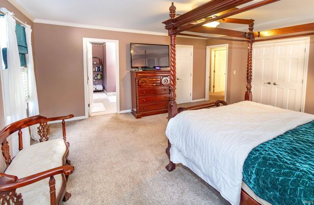 2535 Grandview Drive, Vincennes, IN 47591