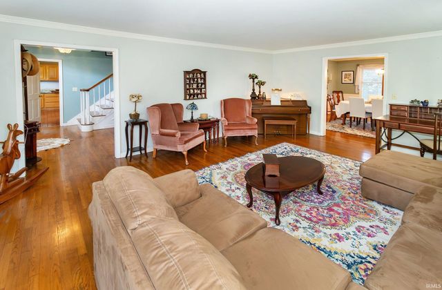 2535 Grandview Drive, Vincennes, IN 47591