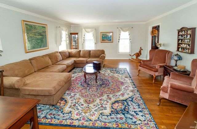 2535 Grandview Drive, Vincennes, IN 47591