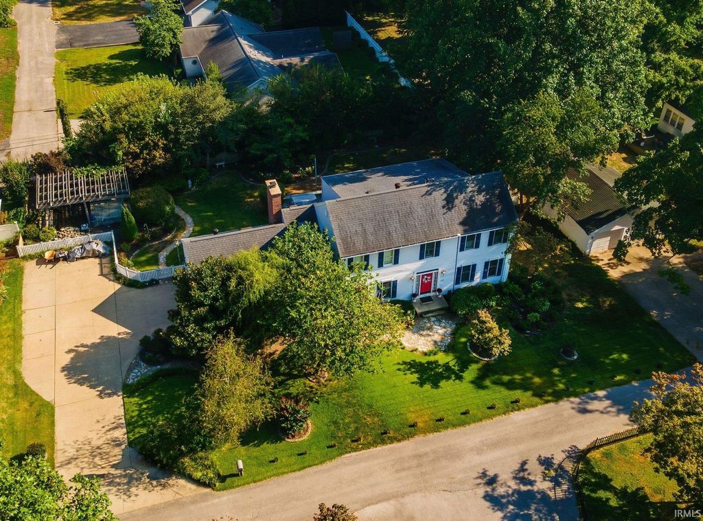 2535 Grandview Drive, Vincennes, IN 47591