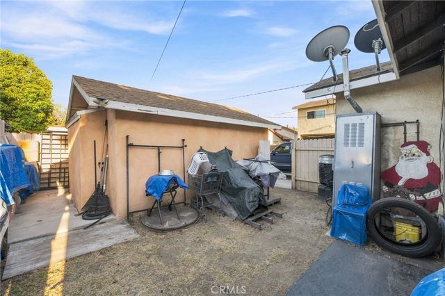 614 Gulf, Wilmington, CA 90744