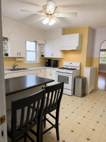 27 Wisconsin Ave 2, Somerville, MA 02145