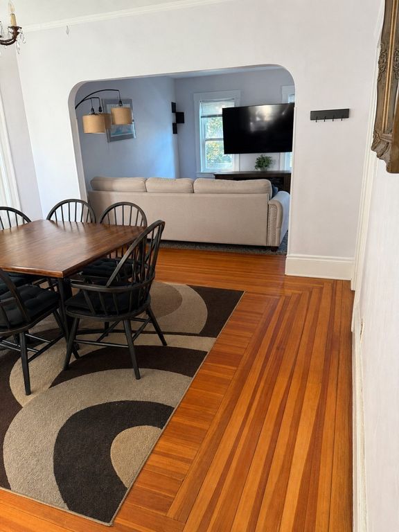 27 Wisconsin Ave 2, Somerville, MA 02145