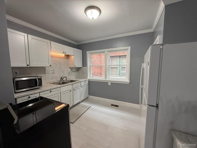3273 Cortland Street, Detroit, MI 48206