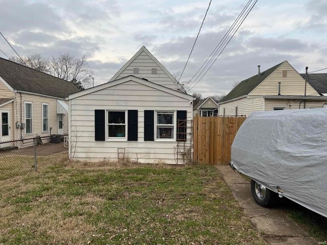 3306 Forest Avenue, Evansville, IN 47712