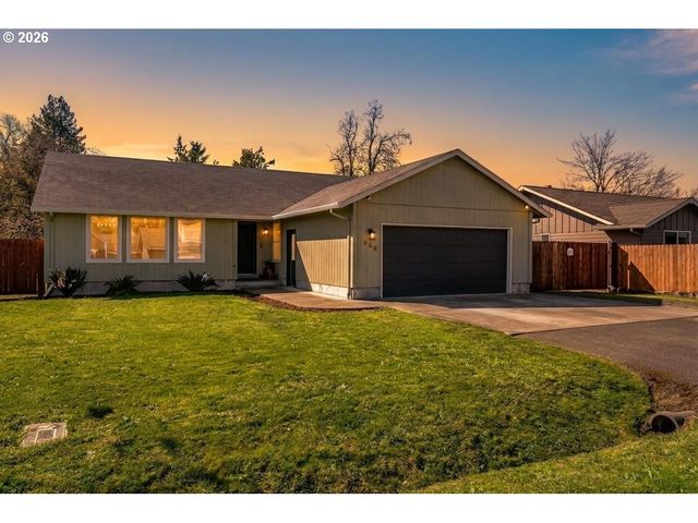 549 GILFRY Ave, Creswell, OR 97426