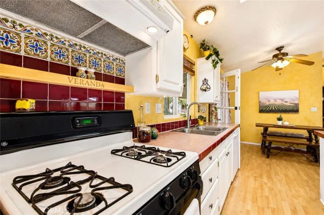 4201 Topanga Canyon Blvd 106, Woodland Hills, CA 91364