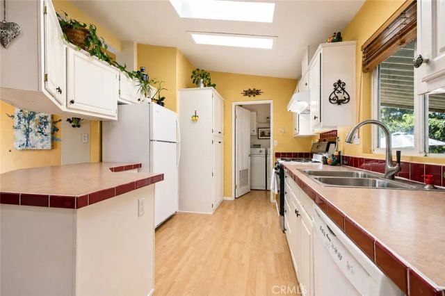 4201 Topanga Canyon Blvd 106, Woodland Hills, CA 91364
