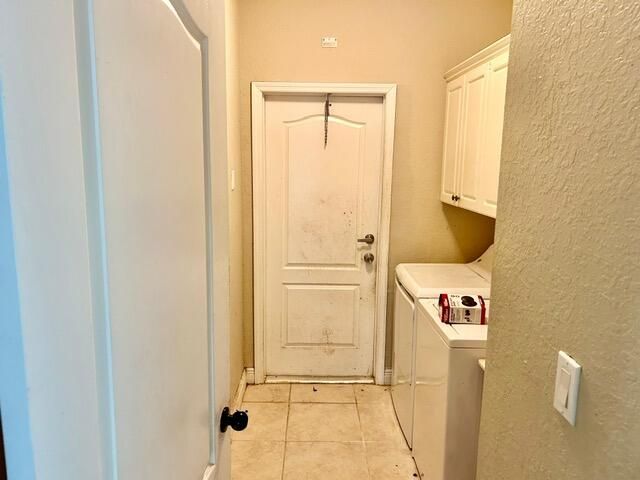 1445 SW 11th Place, Fort Lauderdale, FL 33312