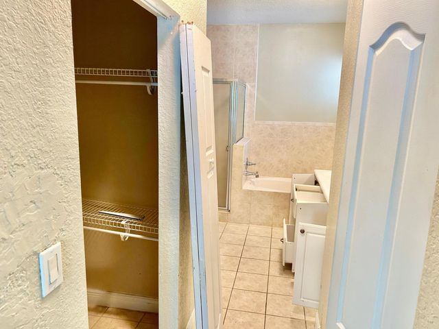 1445 SW 11th Place, Fort Lauderdale, FL 33312