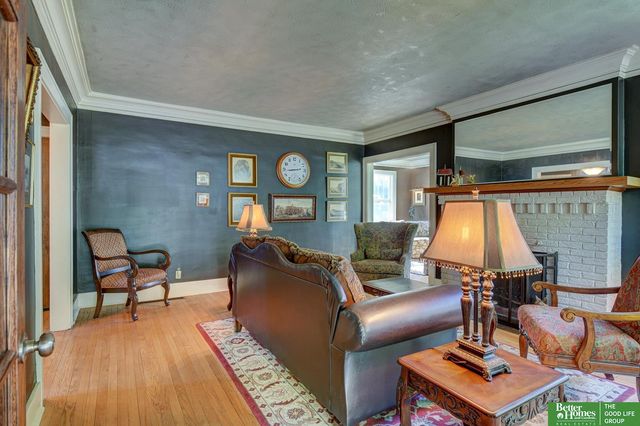 6129 Florence Boulevard, Omaha, NE 68110