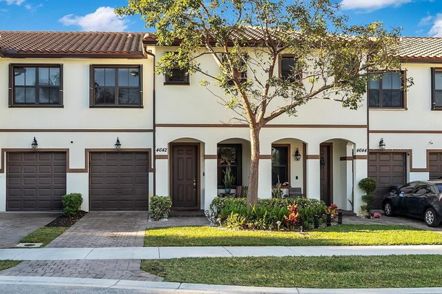 4642 Silver Saw Lane, Lake Worth, FL 33463