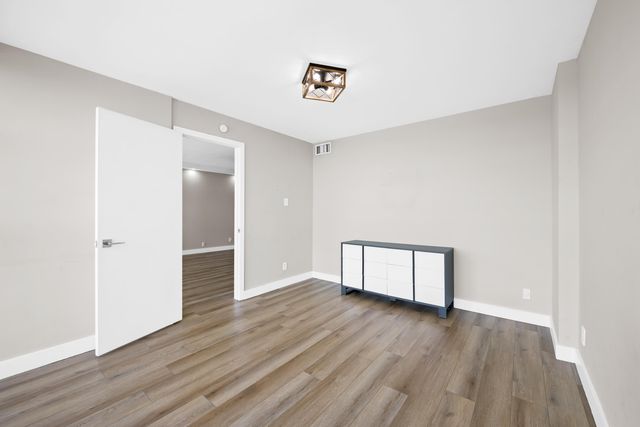 600 Parkview Drive 1029, Hallandale Beach, FL 33009