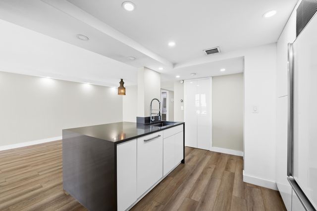 600 Parkview Drive 1029, Hallandale Beach, FL 33009