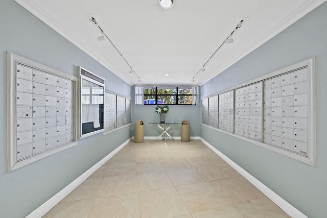 600 Parkview Drive 1029, Hallandale Beach, FL 33009