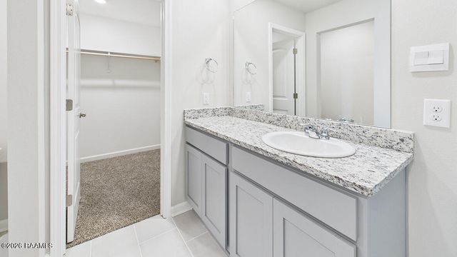 156 Cottage Cove Drive, Maurice, LA 70555