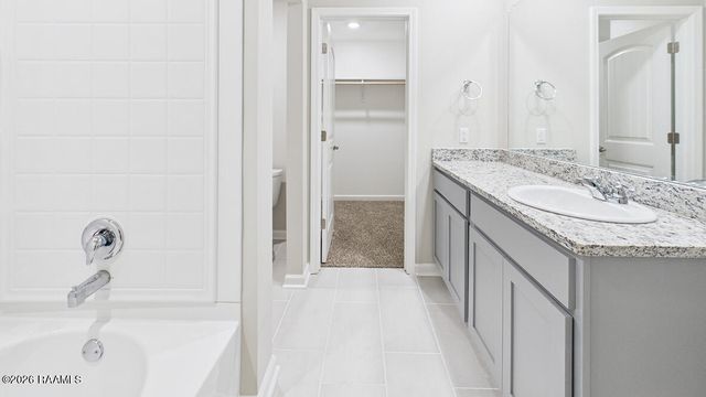 156 Cottage Cove Drive, Maurice, LA 70555