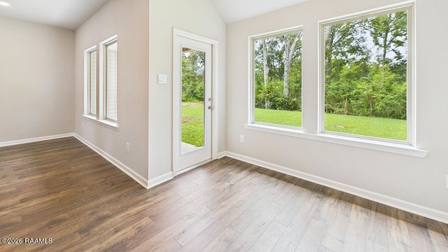 156 Cottage Cove Drive, Maurice, LA 70555