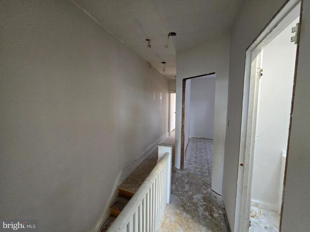 729 W ROCKLAND ST, Philadelphia, PA 19120