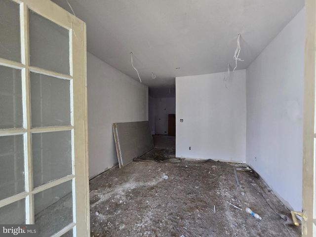 729 W ROCKLAND ST, Philadelphia, PA 19120