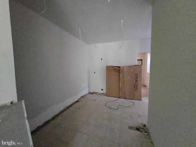 729 W ROCKLAND ST, Philadelphia, PA 19120