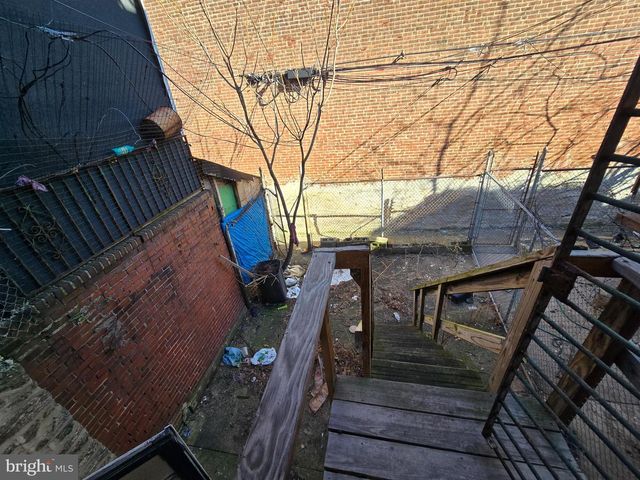 729 W ROCKLAND ST, Philadelphia, PA 19120