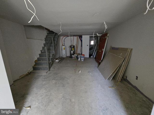 729 W ROCKLAND ST, Philadelphia, PA 19120