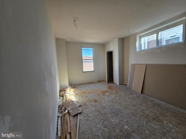 729 W ROCKLAND ST, Philadelphia, PA 19120