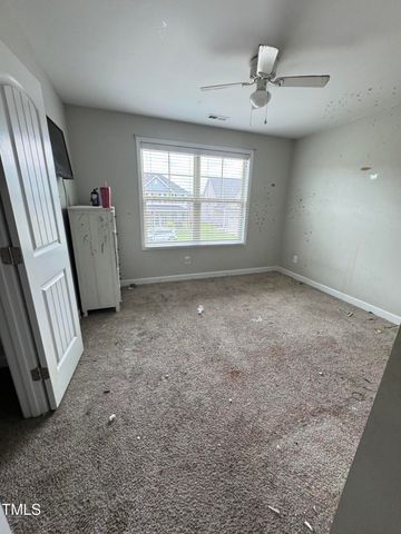 387 Fountain Grove Drive, Raeford, NC 28376