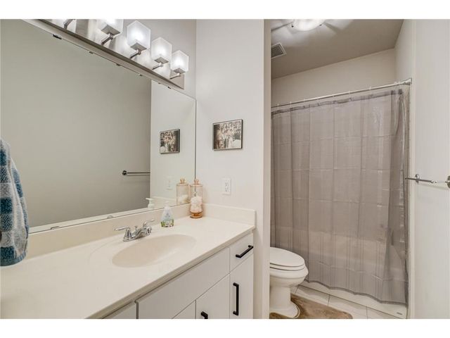 300 Wall Street #307, Saint Paul, MN 55101