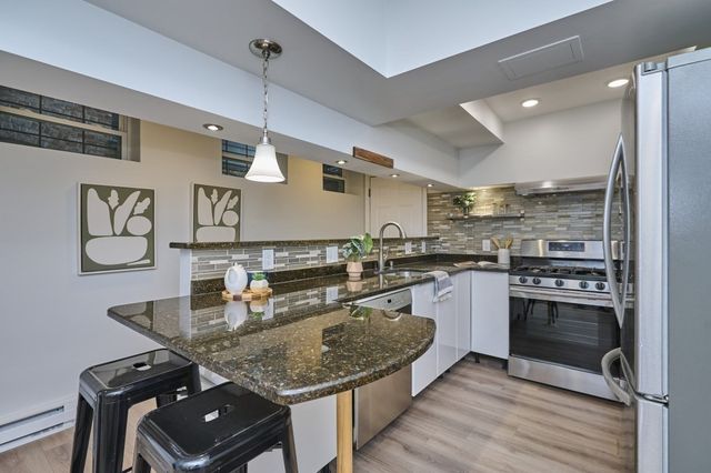 161 Hancock B, Cambridge, MA 02139