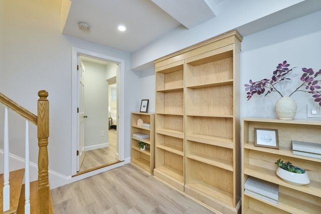 161 Hancock B, Cambridge, MA 02139