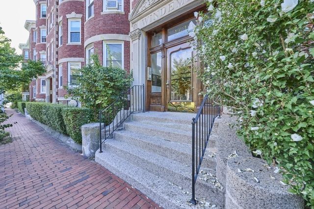 161 Hancock B, Cambridge, MA 02139