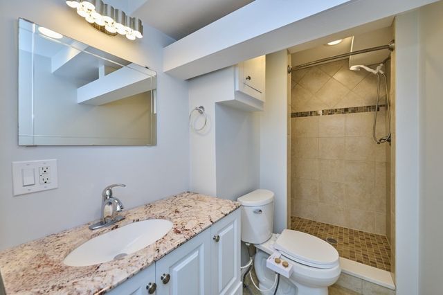 161 Hancock B, Cambridge, MA 02139
